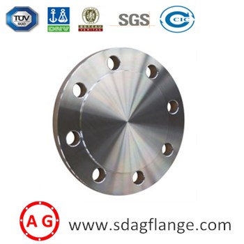 Quais são os padrões relevantes para flange cego?